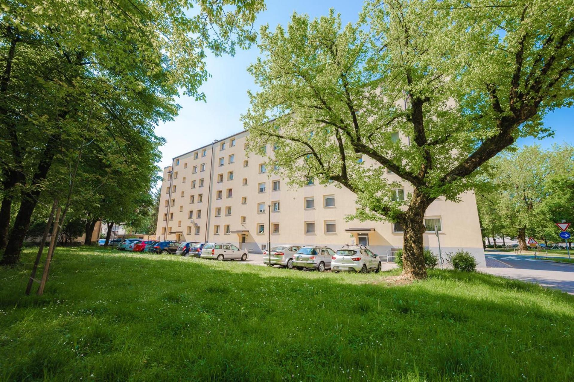 Apartment 396 Любляна Екстериор снимка